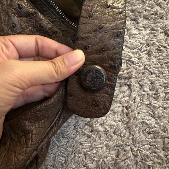 Giorgio Armani Shoulder Bag, Ostrich Leather in dark brown. - Picture 5 of 5